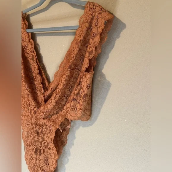 Free People x We Are HAH Cut To The Chase Bodysuit in Brown Sugar NWT Size Large - Picture 6 of 11